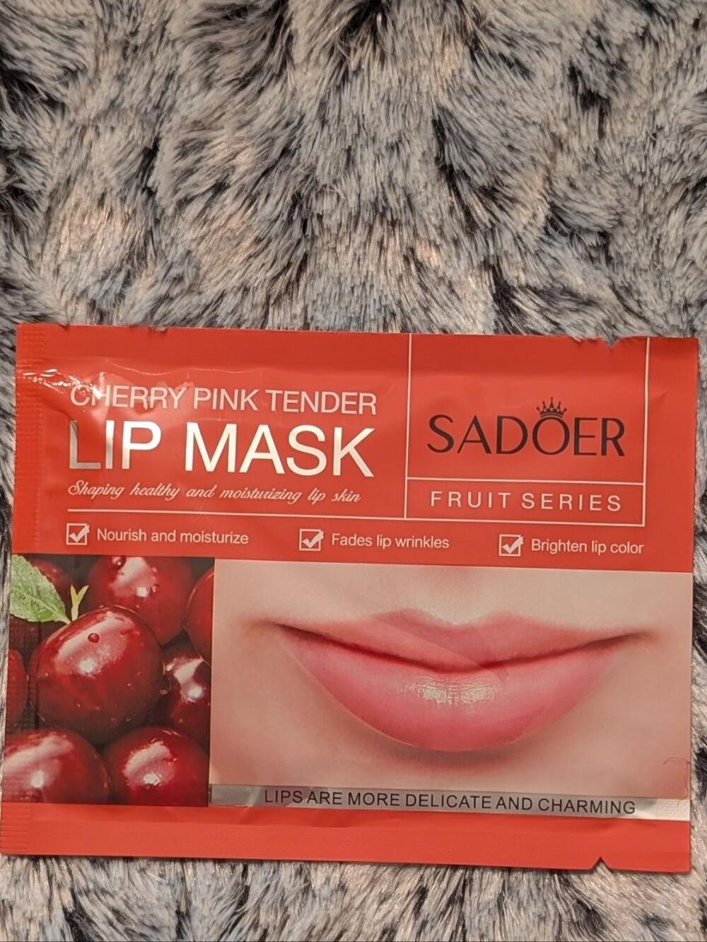 Assorted Lip Masks - Picture 6 of 11